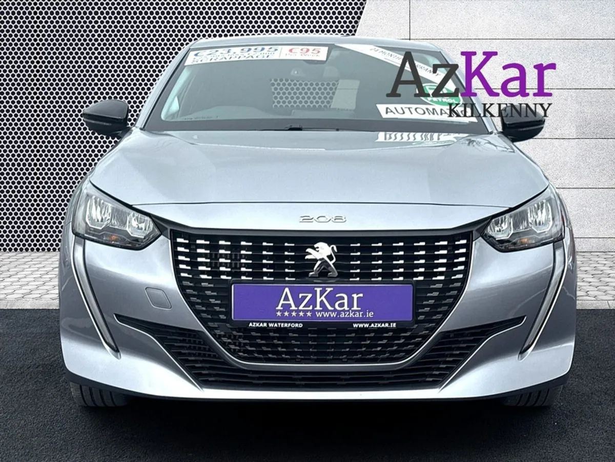 Peugeot 208 2023 Allure Premium Automatic 1.2 Pet - Image 2