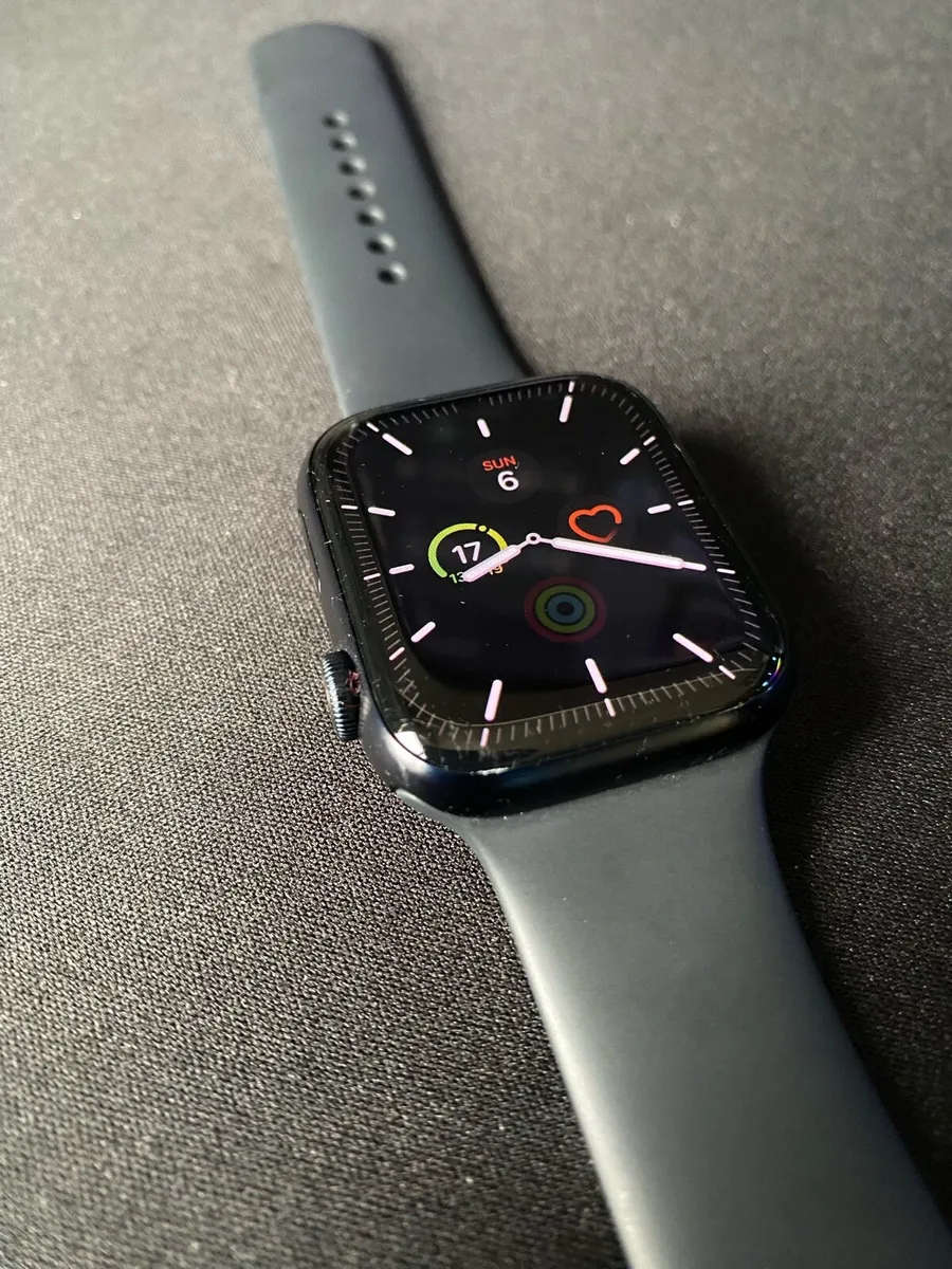 Apple Watch Series 7 - Image 1