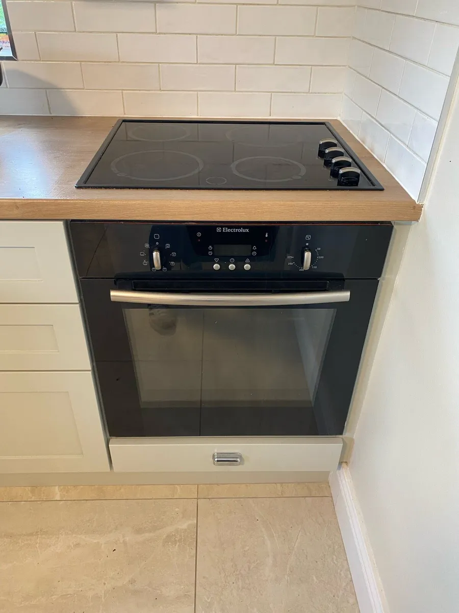 Electrolux oven & hob - Image 1