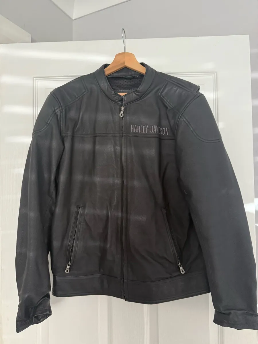Harley Davidson Leather Jacket size M - Image 1