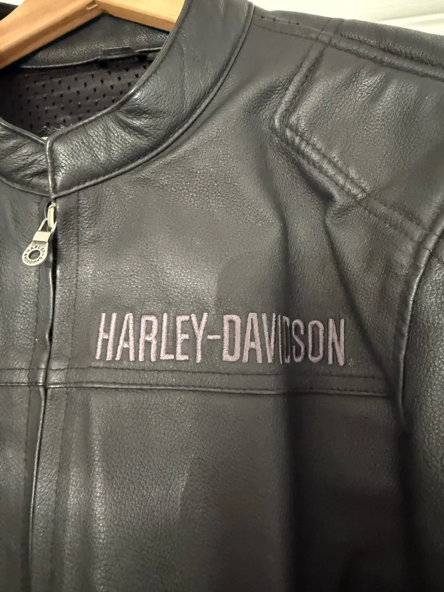 Harley Davidson Leather Jacket size M - Image 2