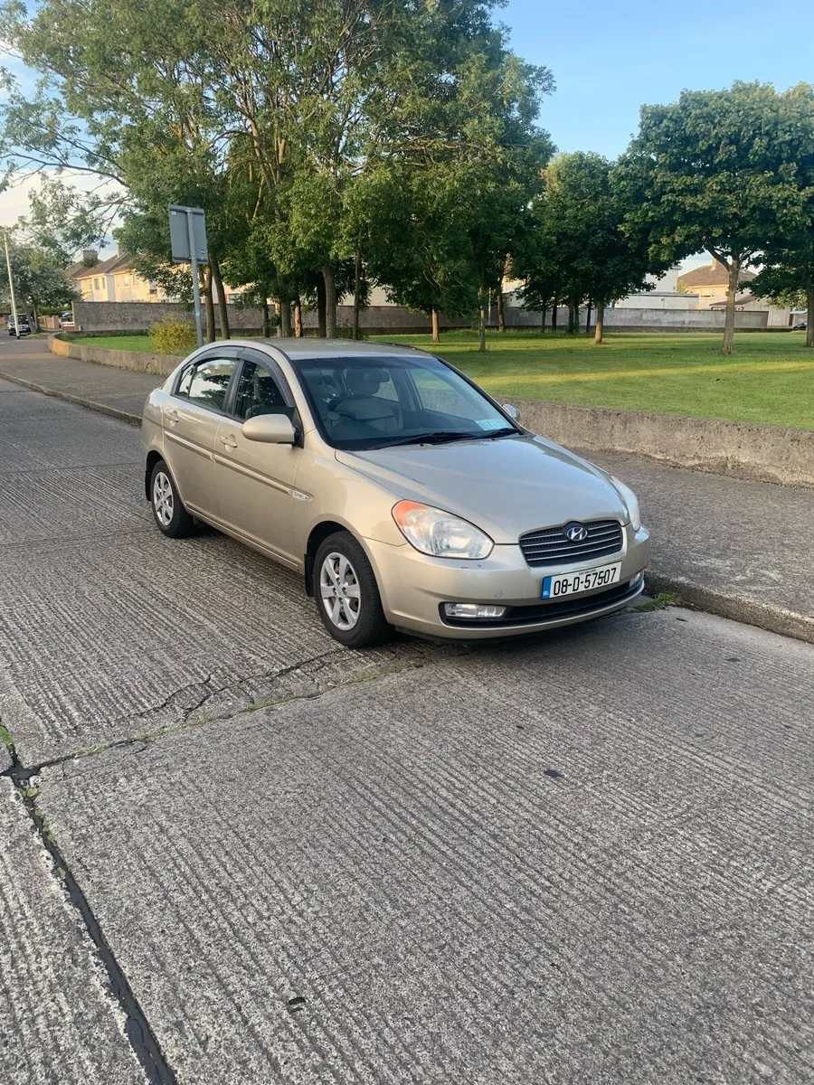 Hyundai accent (price drop) - Image 1