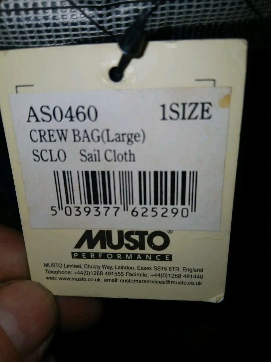New unused MUSTO  large holdall / large bag - Image 3
