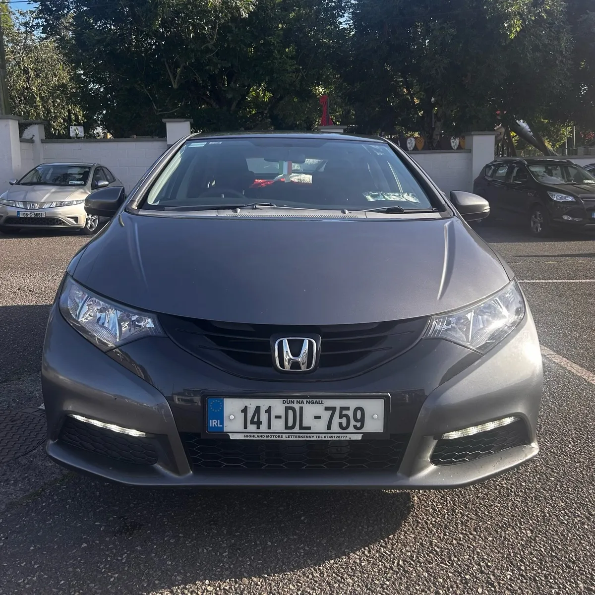 Honda Civic 2014 - Image 2