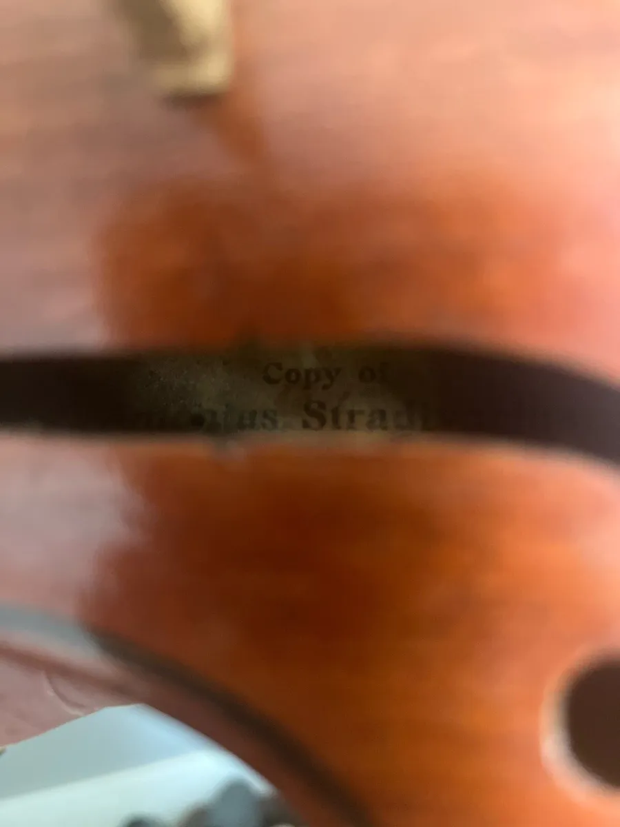 Violin - Image 1