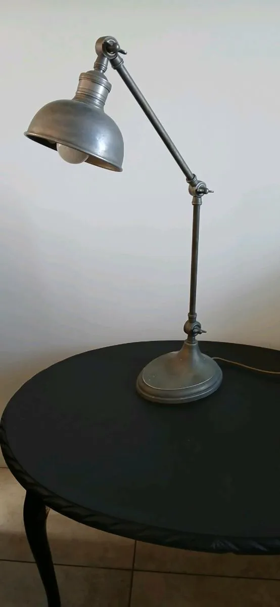 Bureau style industrial lamp - Image 2