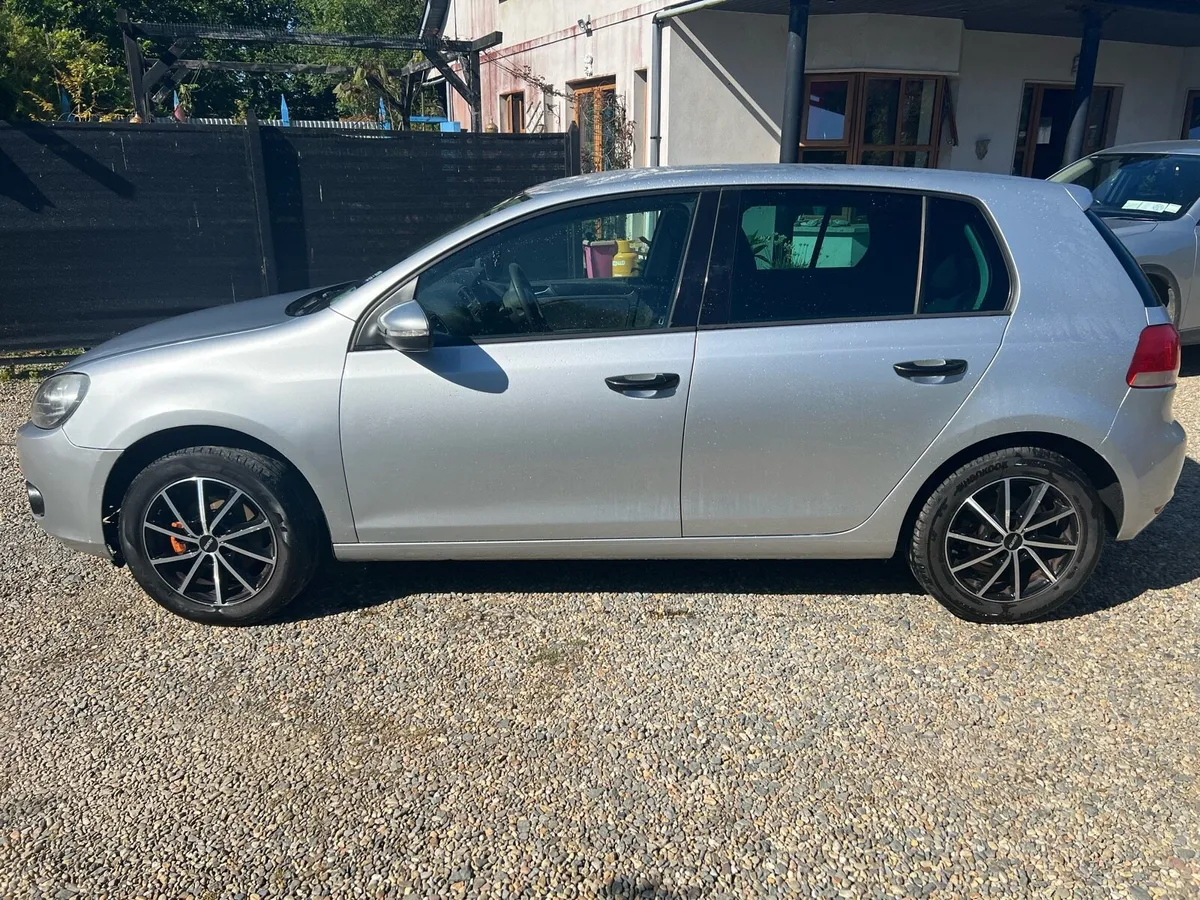 Volkswagen Golf 1.4 petrol - Image 4