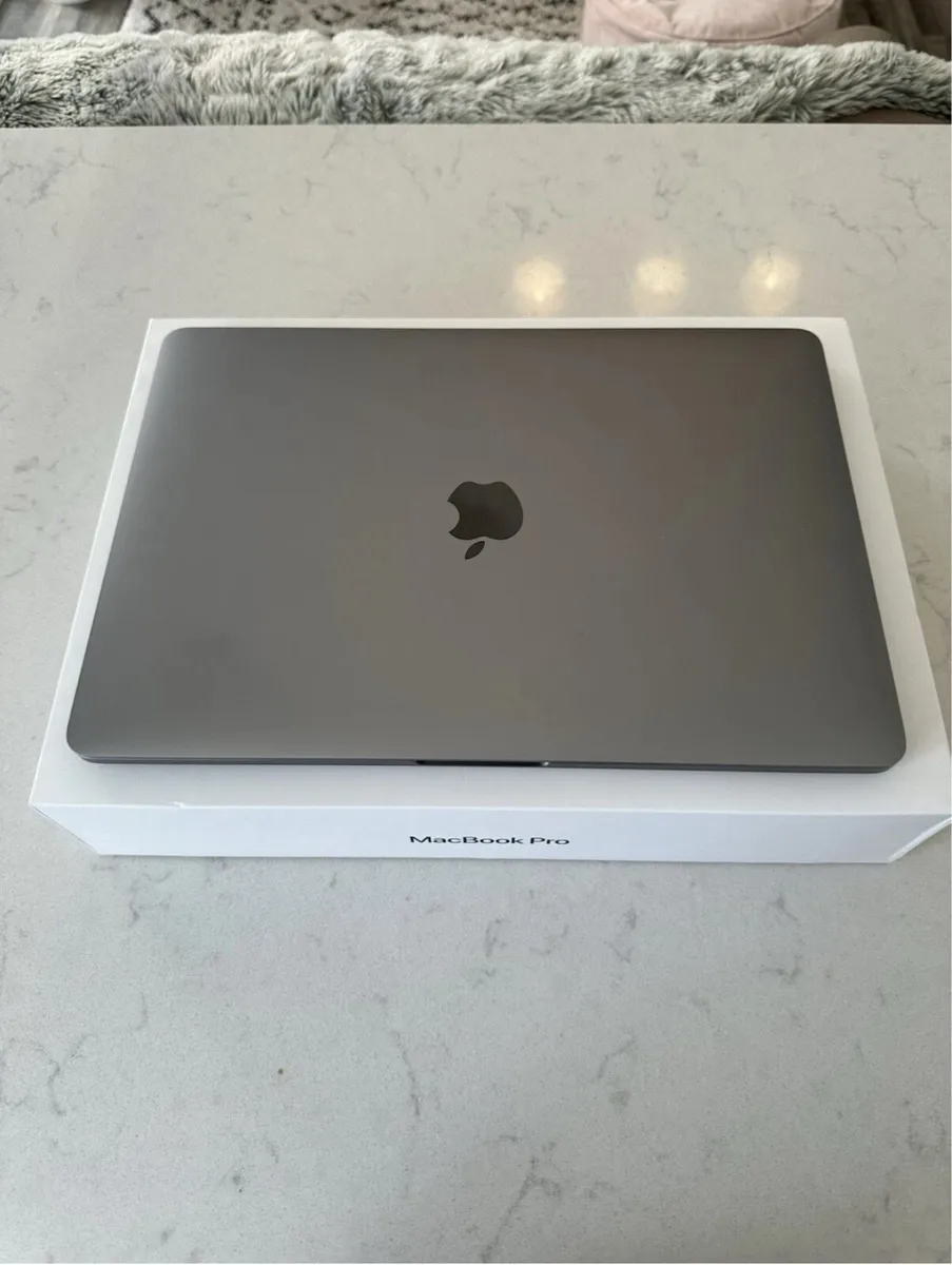 2020 MacBook Pro with touch bar - Image 2