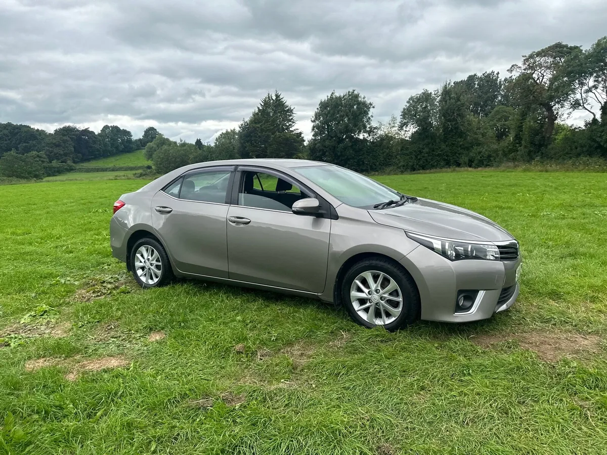 2015 Toyota Corolla Luna 1.4 diesel immaculate car - Image 2