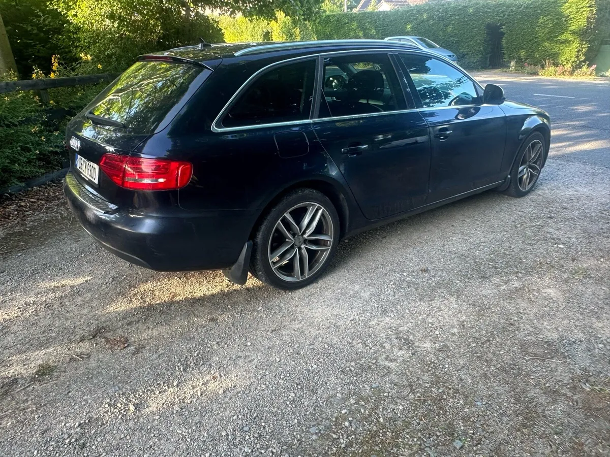 AUDI A4 EST - Image 3