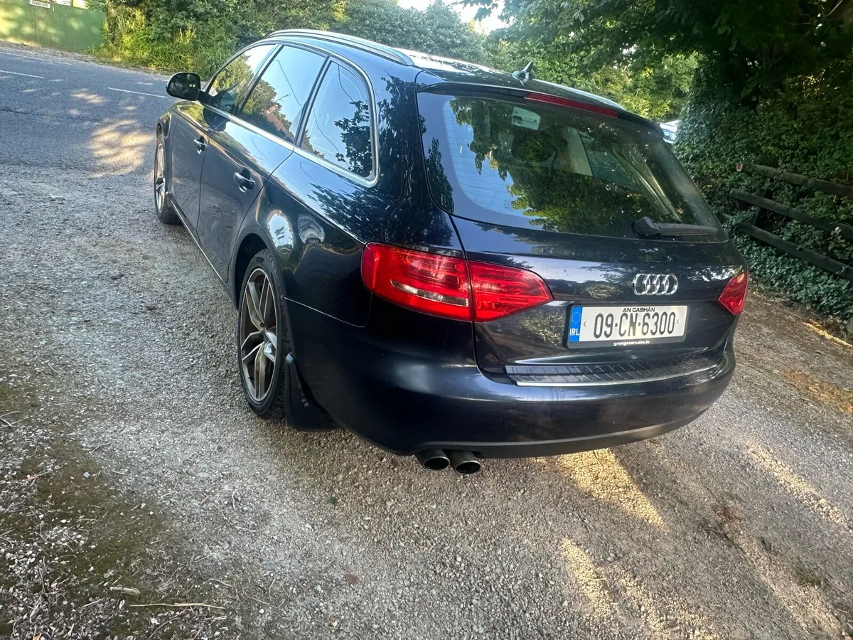 AUDI A4 EST - Image 4