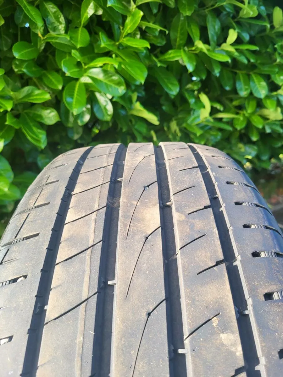 Tyres - Image 3