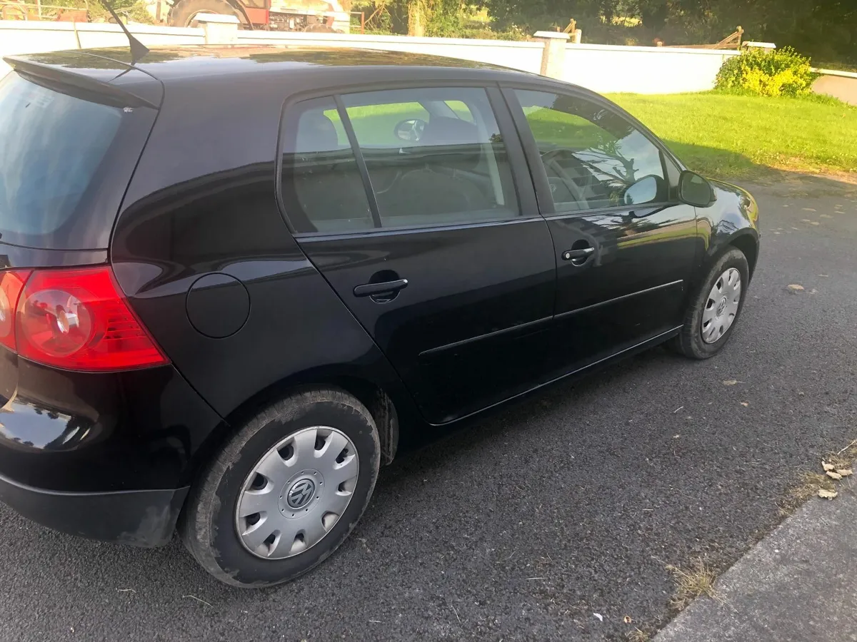 Volkswagen Golf 2008 - Image 2