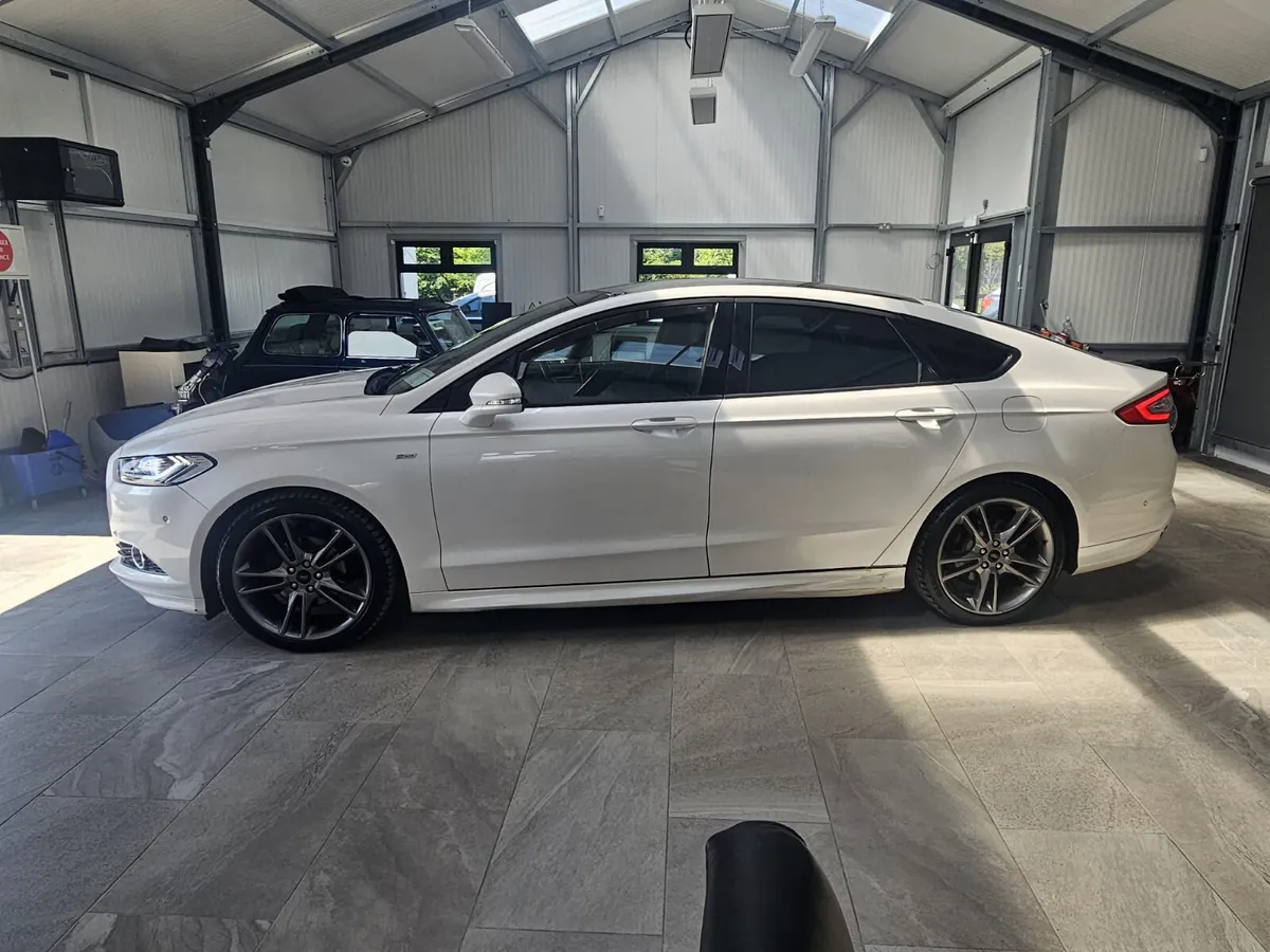 18 FORD MONDEO ST LINE AUTOMATIC  **LOW MILEAGE** - Image 4