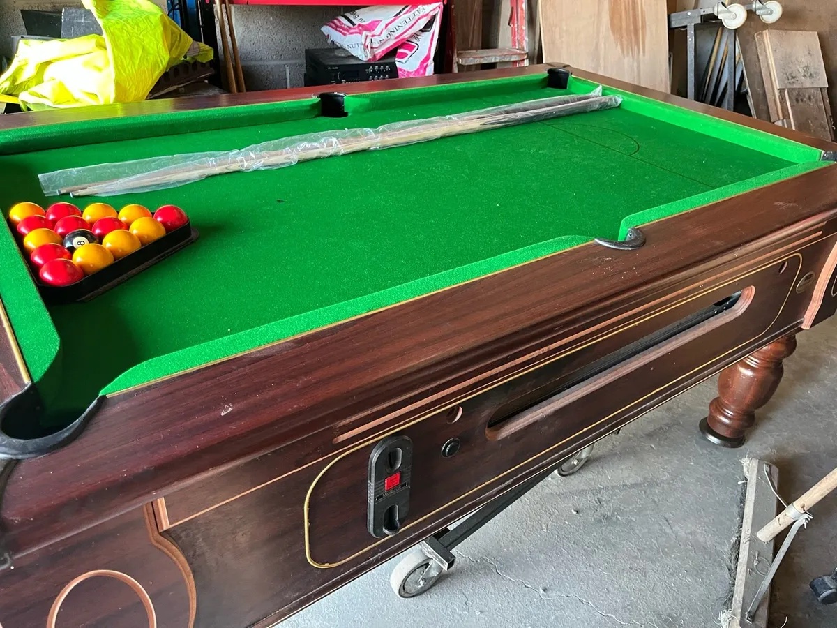 A Beautiful 6ft x 3ft slate Pooltable - Image 3