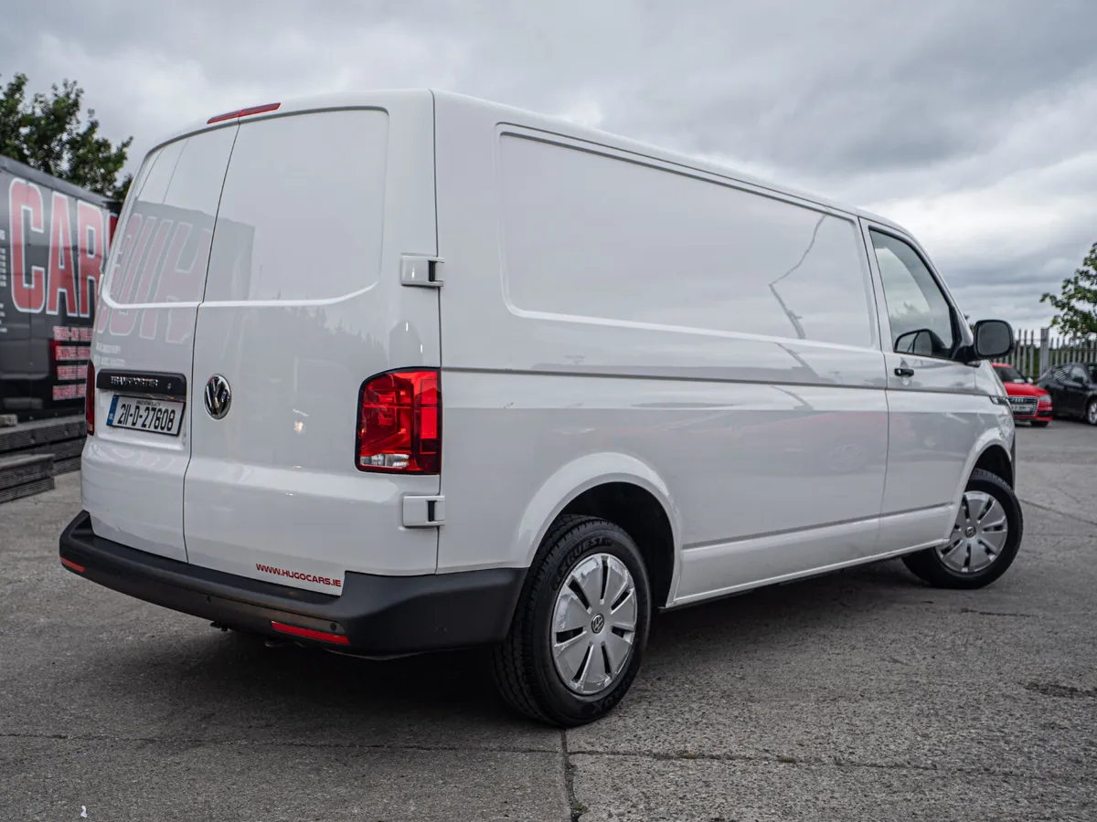 2021 VW Transporter 2.0tdi/1 Owner/Warranty - Image 2