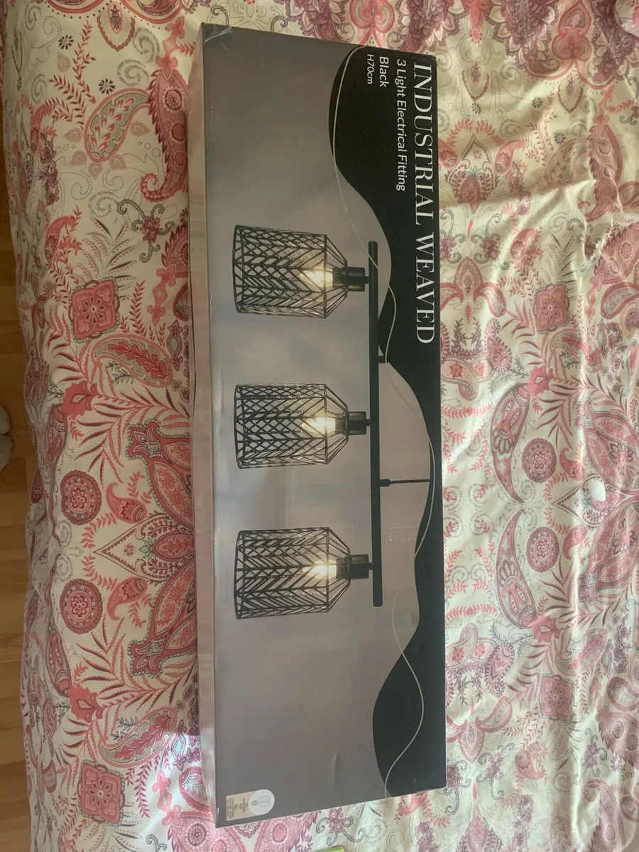 Light fitting - Image 1