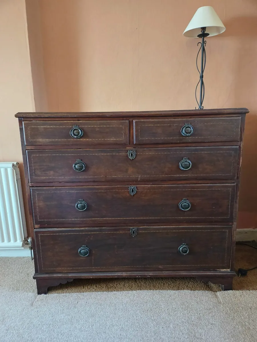 Chest of Drawers
