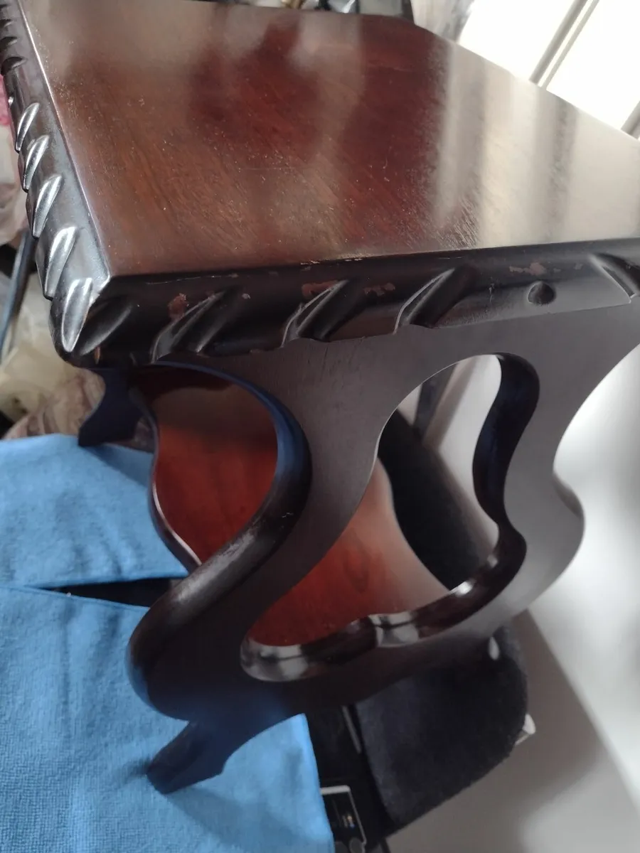 Beautiful mahogany side /plant stand - Image 4