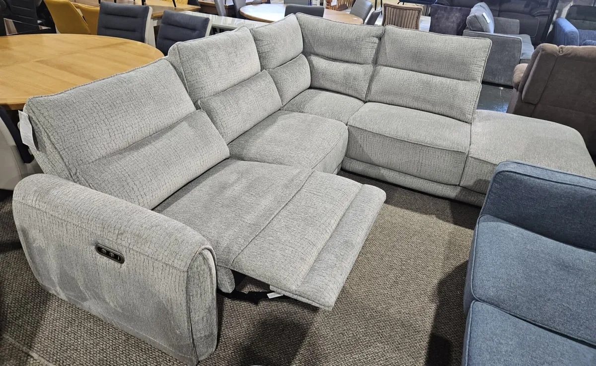 DEAL OF THE WEEK (RETAIL €2549) - Image 1