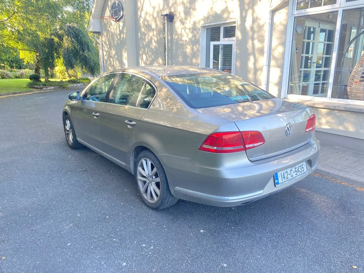 2014 Volkswagen Passat Executive (Low Mileage) - Image 2