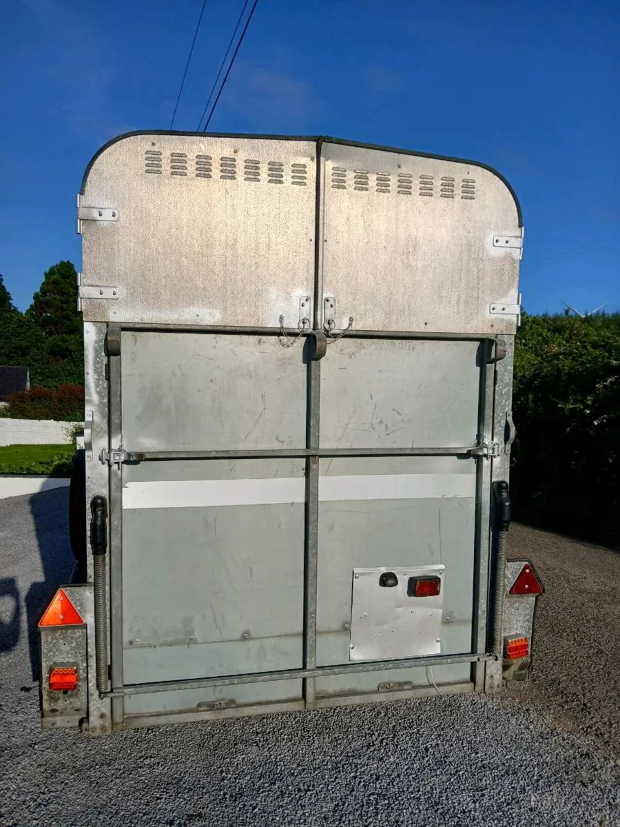 505 ivor Williams horsebox - Image 4