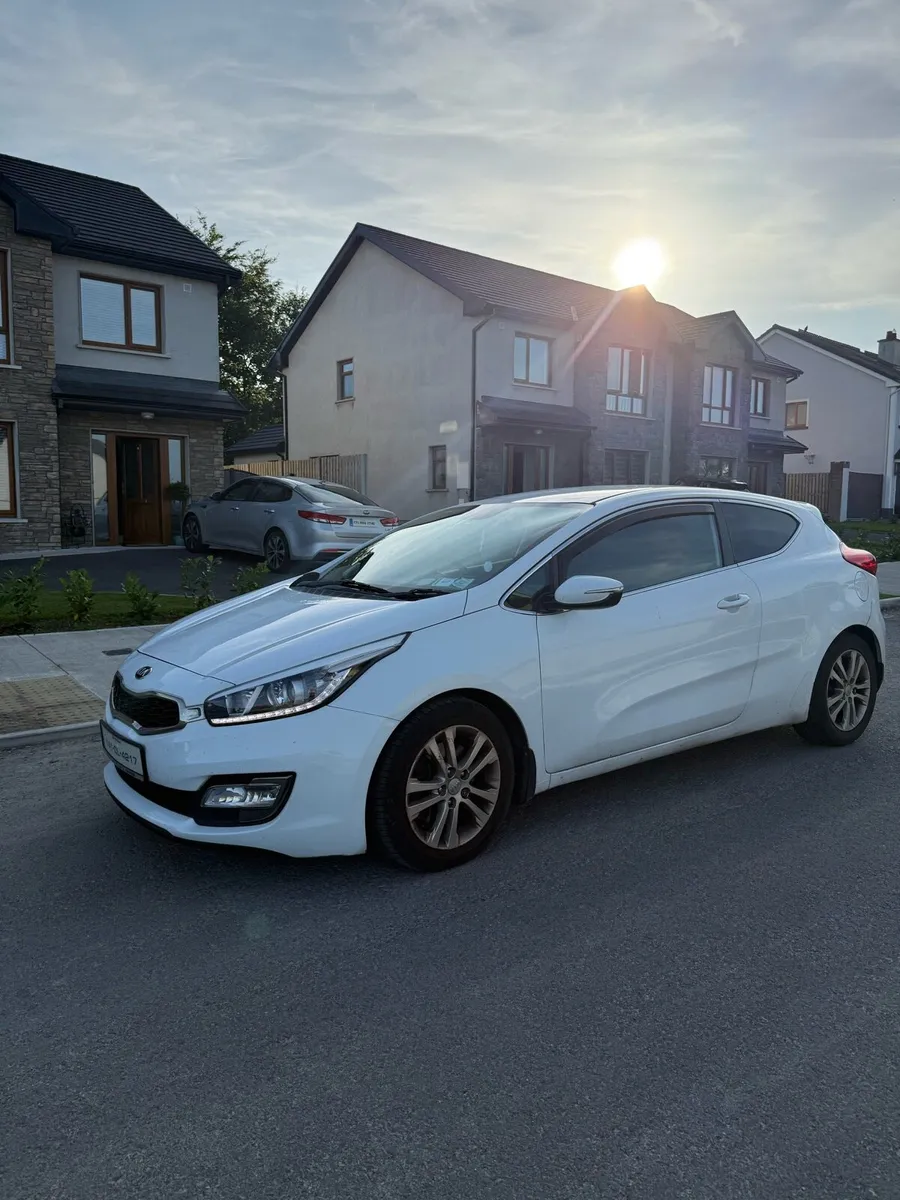 Kia Pro Ceed 1.6L Diesel - Image 1