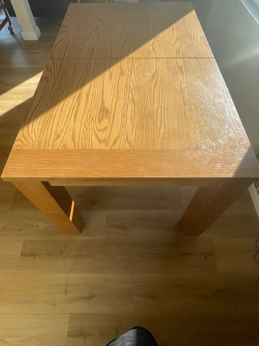 Kitchen Table - Image 4
