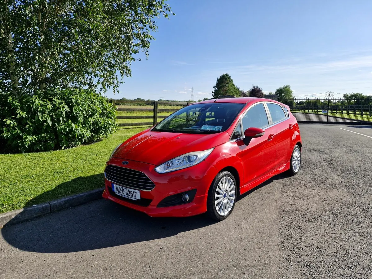 Ford Fiesta Automatic (NCT TESTED AND TAXED)!!! - Image 2