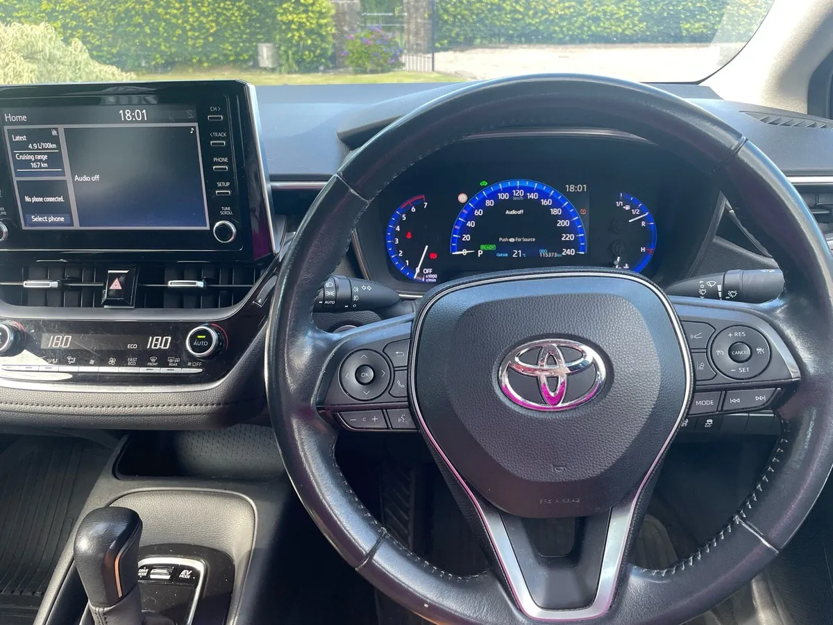 Toyota Corolla Luna Hybrid 1.8ltr - Image 3