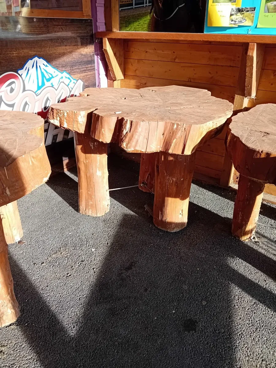 Tree top wooden tables - Image 4