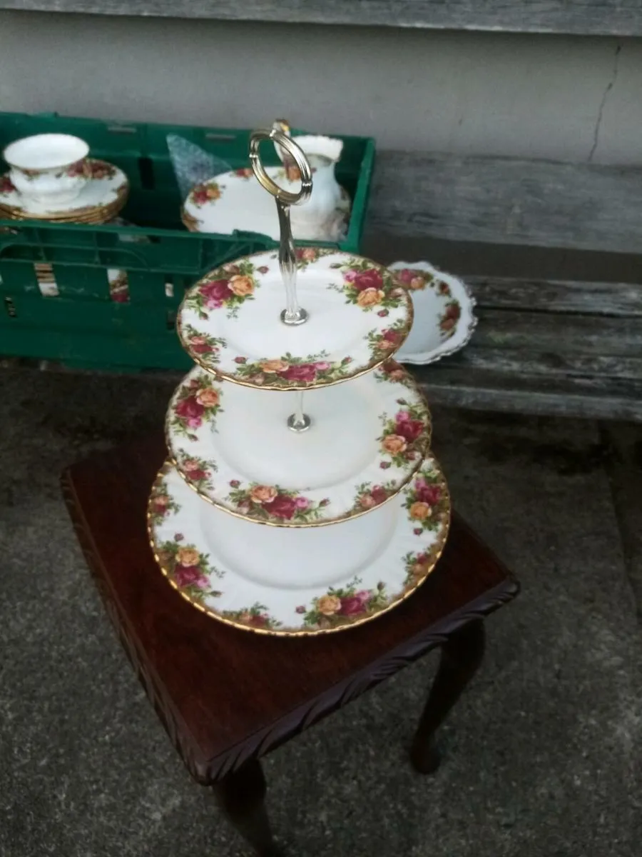 Old country rose - Image 3
