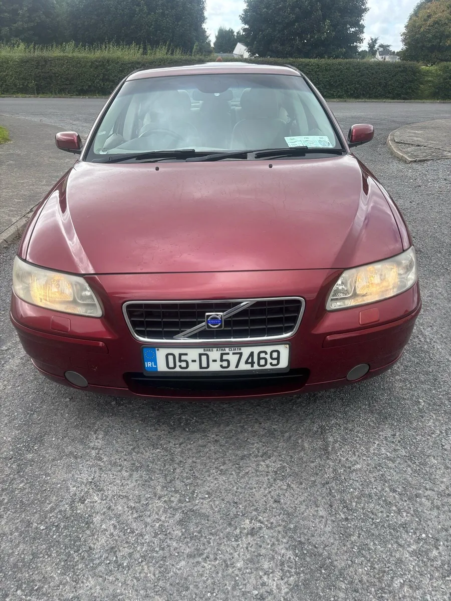 2005 Volvo V60 2.4 Diesel Twin Turbo - Image 2