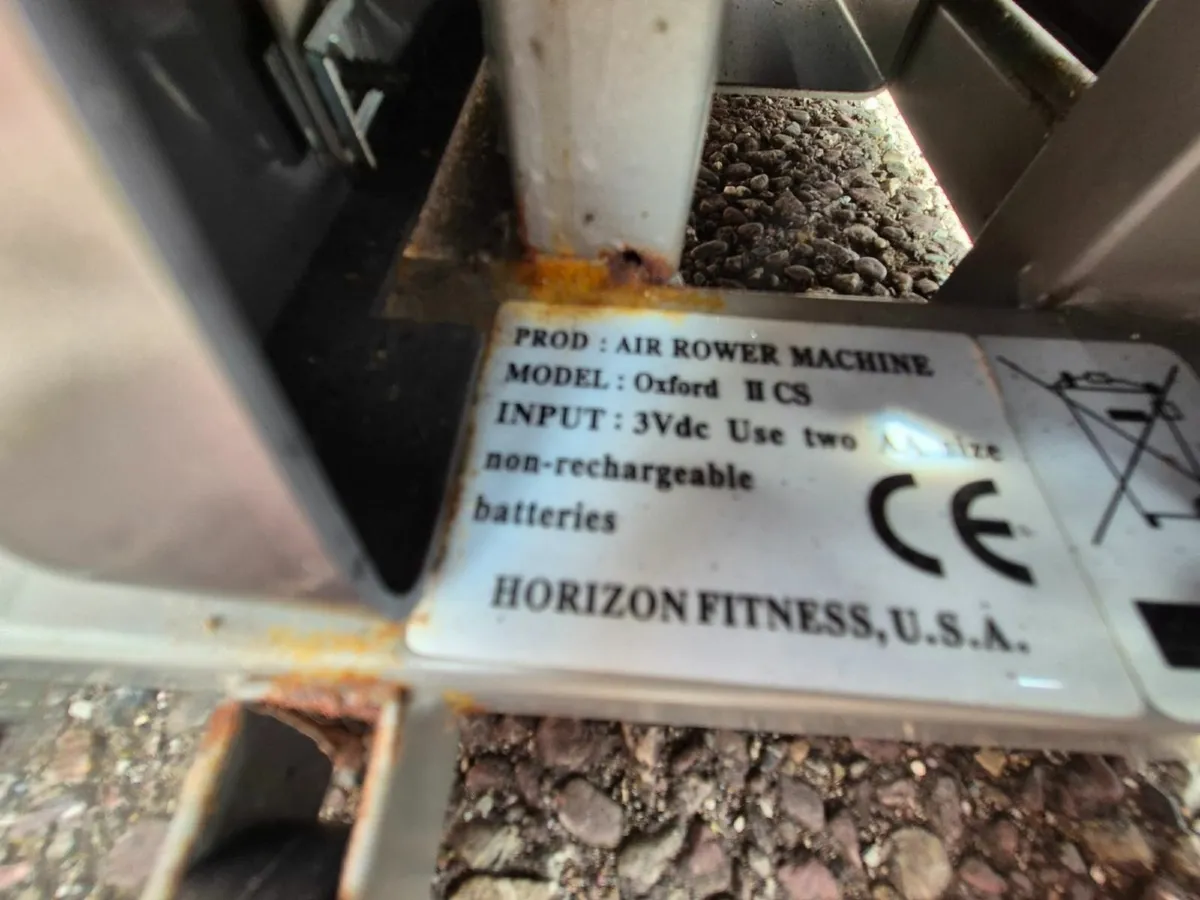 Rowing Machine - Image 3