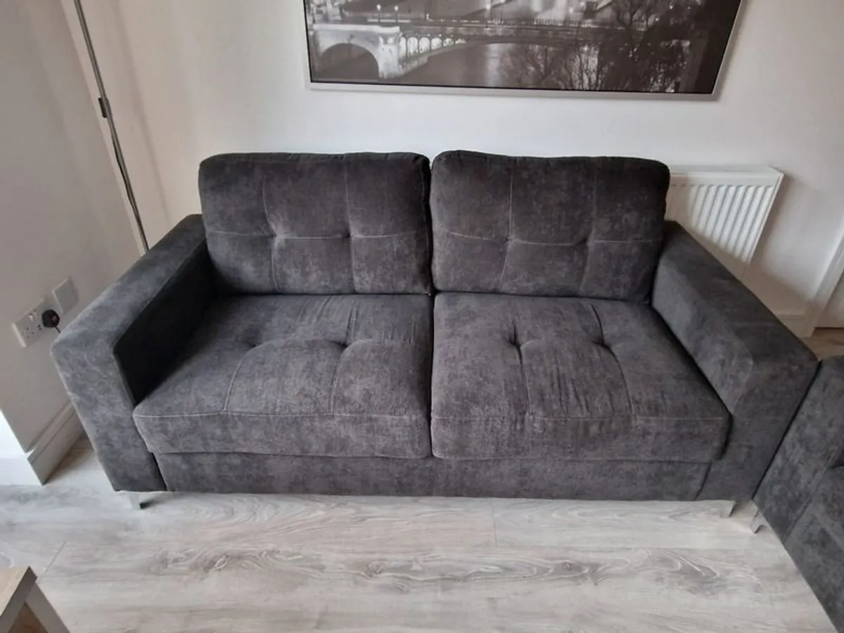 Sofas 3 and 2 - Image 2