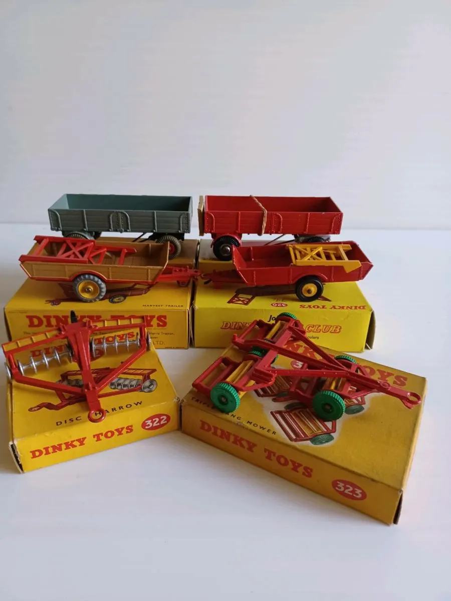 Dinky model tractor implements from 1950s - Image 1