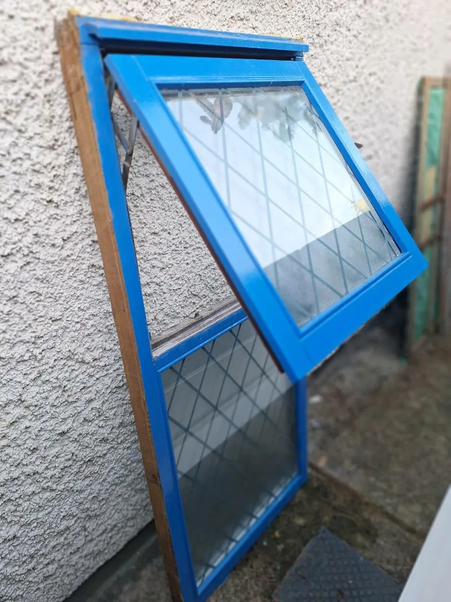 Hardwood window - Image 4