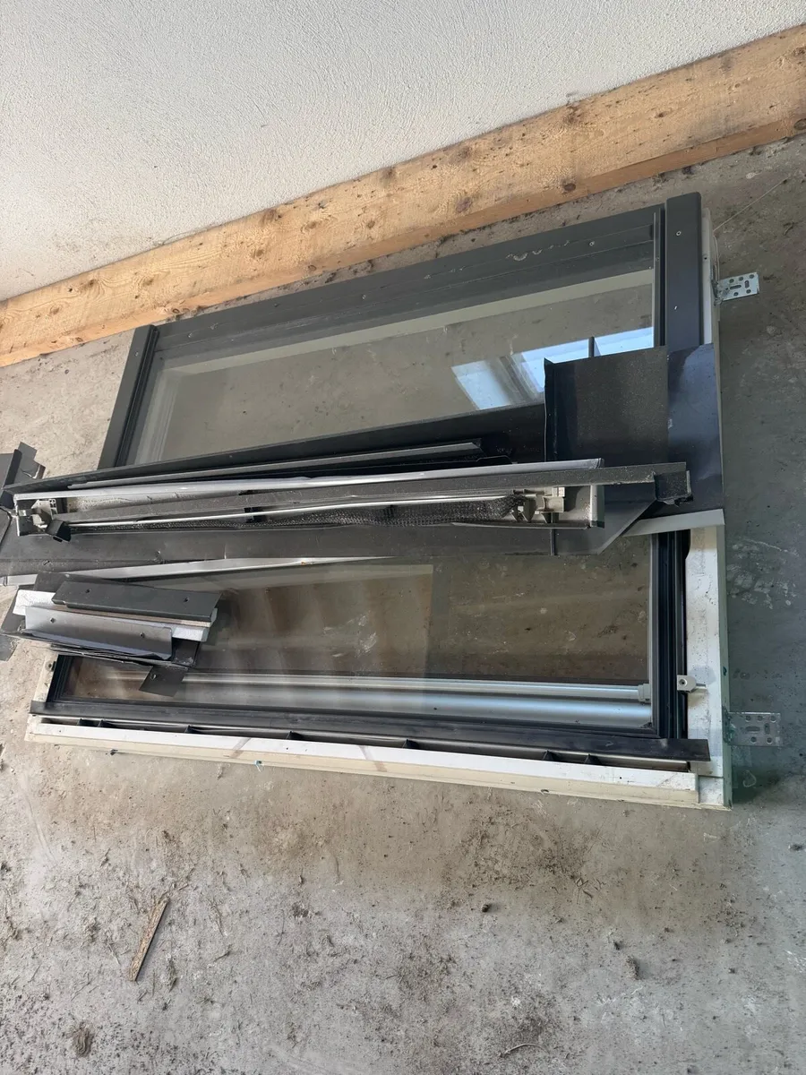 Velux window - Image 1