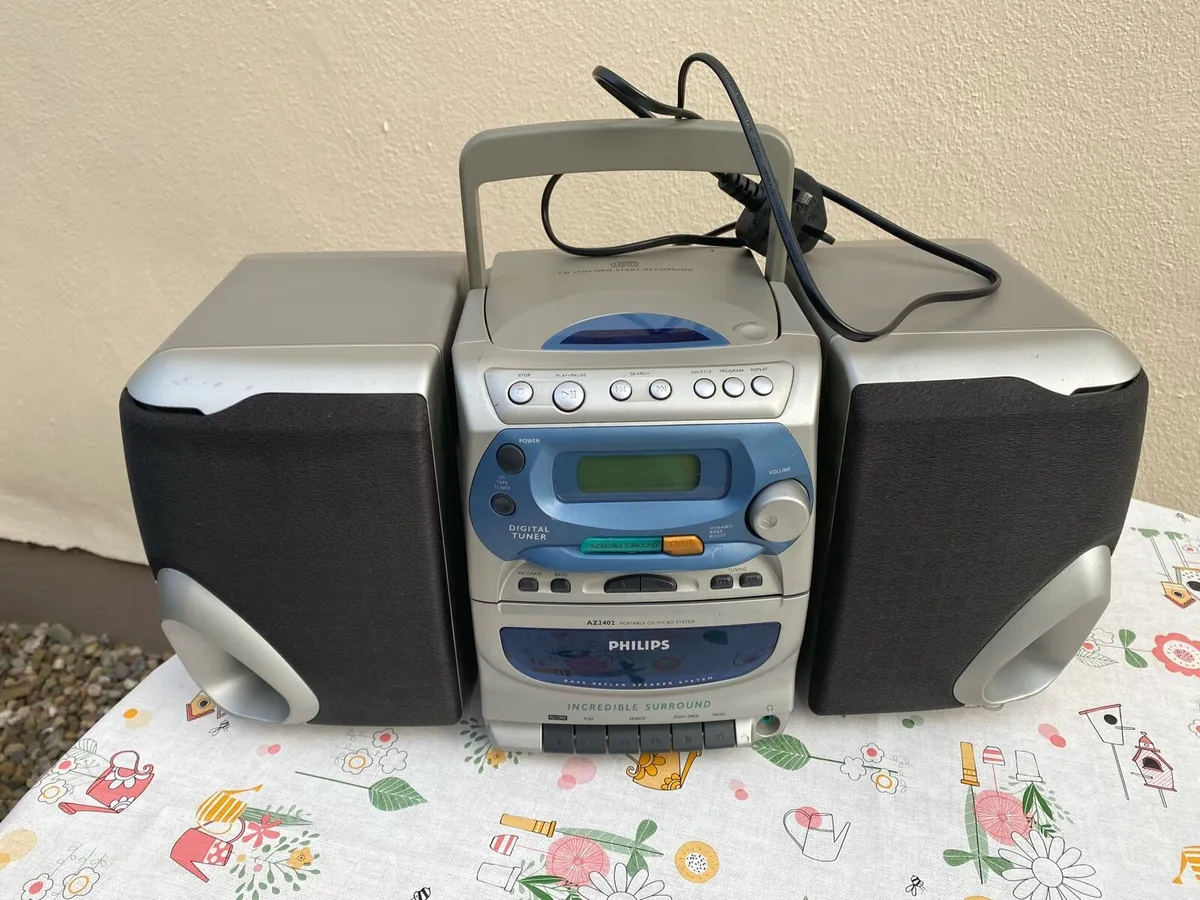 Philips AZ2402 Stereo Hifi System - Image 2
