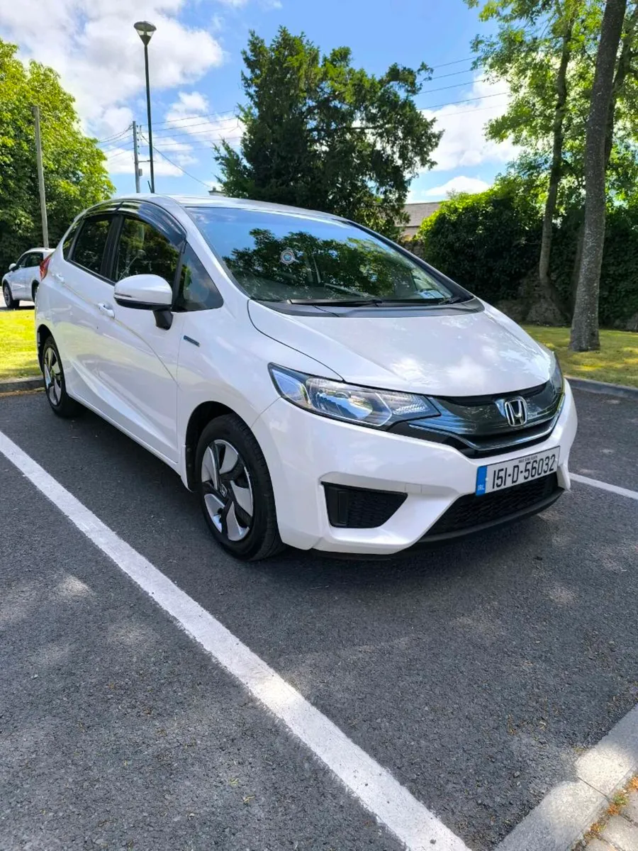 2015 Honda Fit Hybrid Automatic. Immaculate! - Image 1