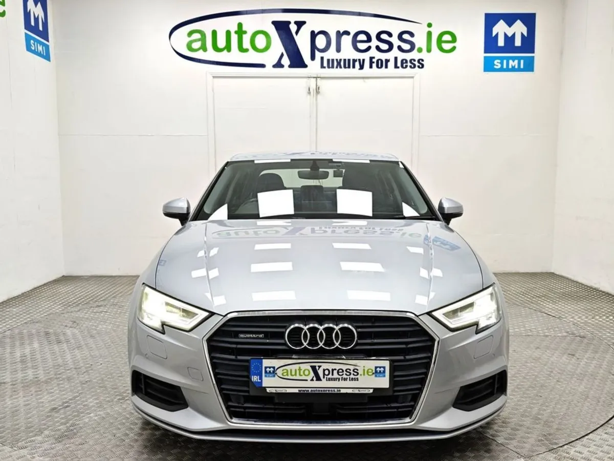 Audi A3 2.0 Tfsi Quattro Automatic  Reversing Cam - Image 3