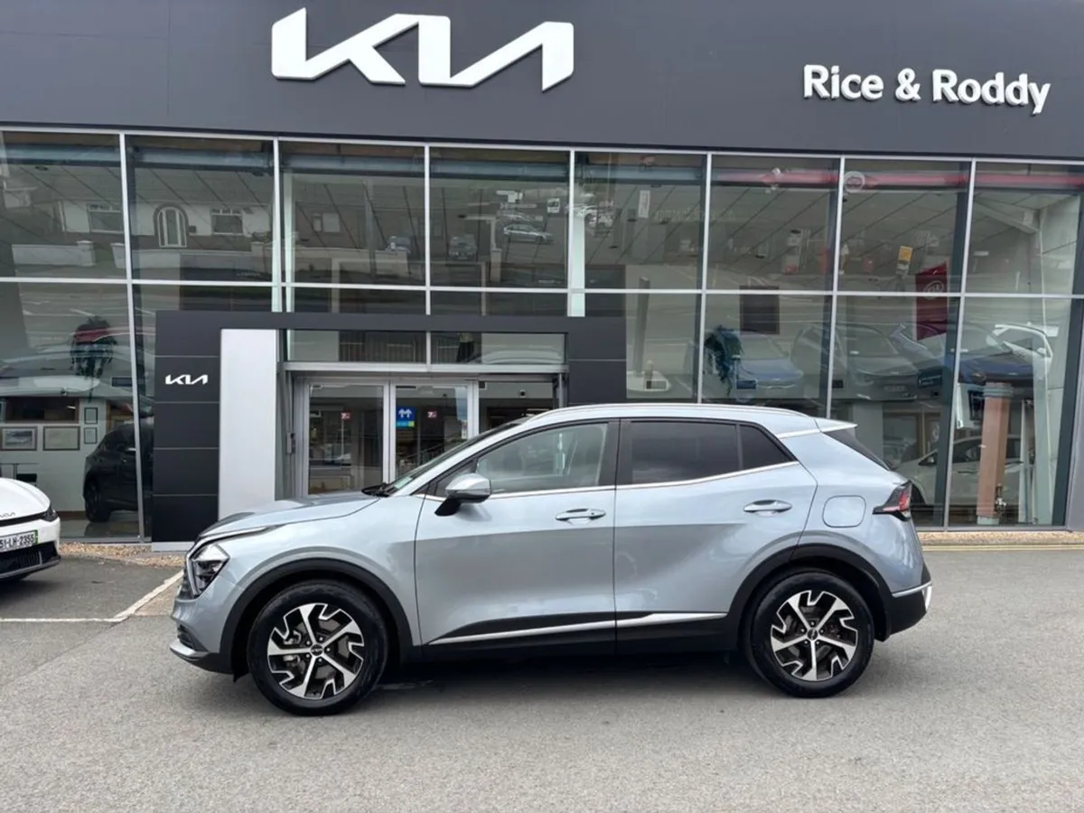 Kia Sportage K3 HEV Auto Hybrid (very Low Mileage) - Image 2