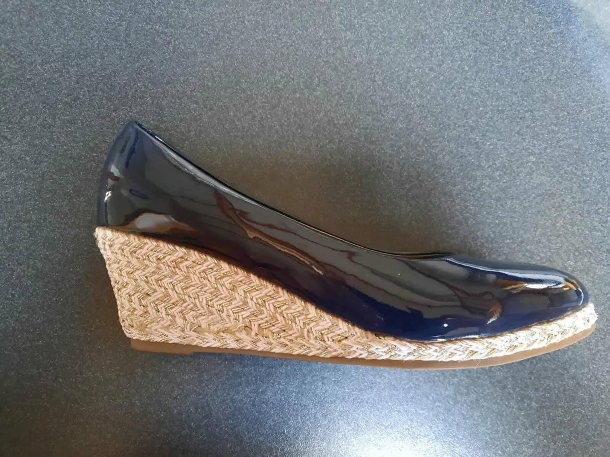Redz Navy Wedge Shoes - Image 2