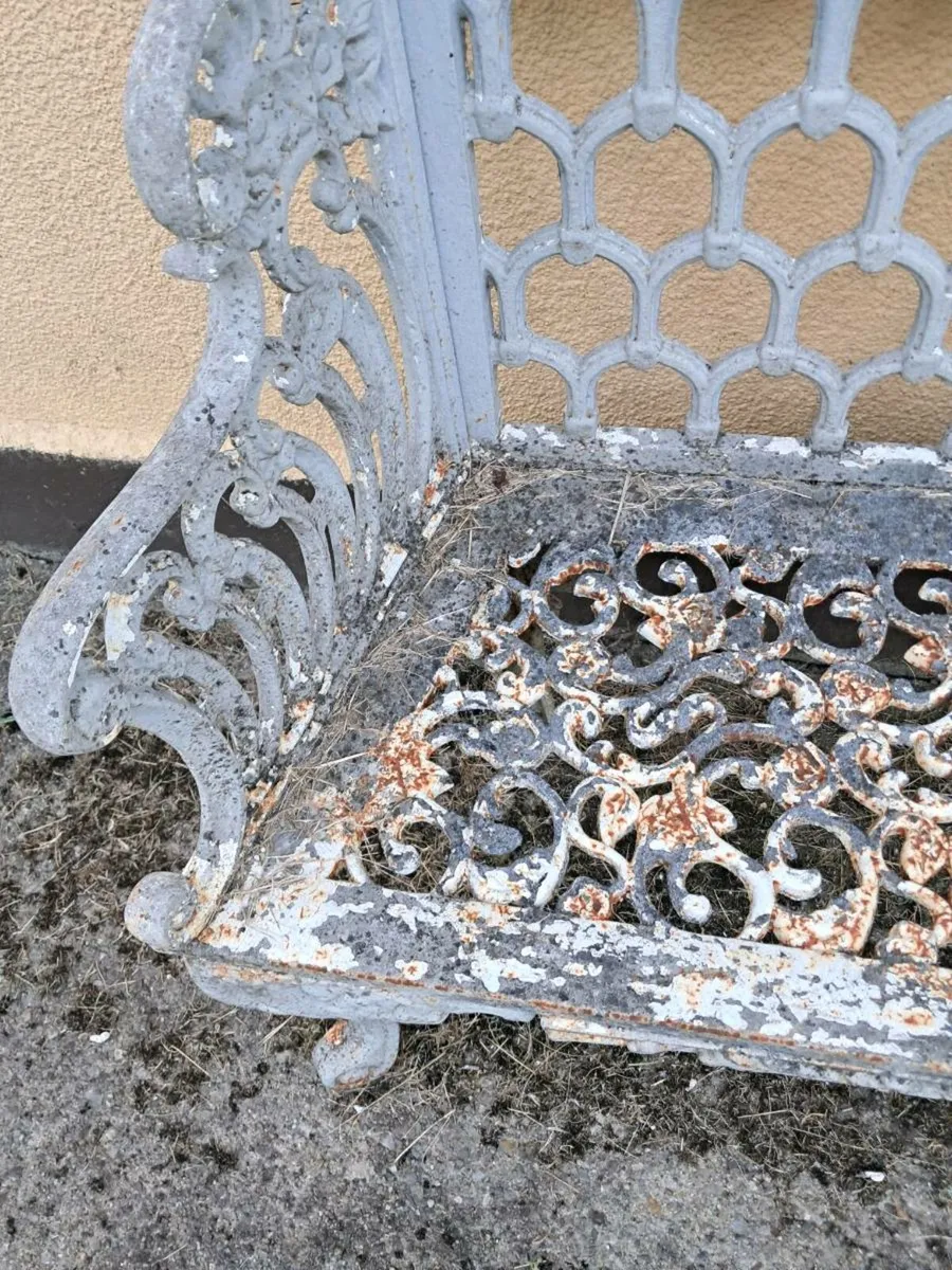 Cast iron bench - Image 4