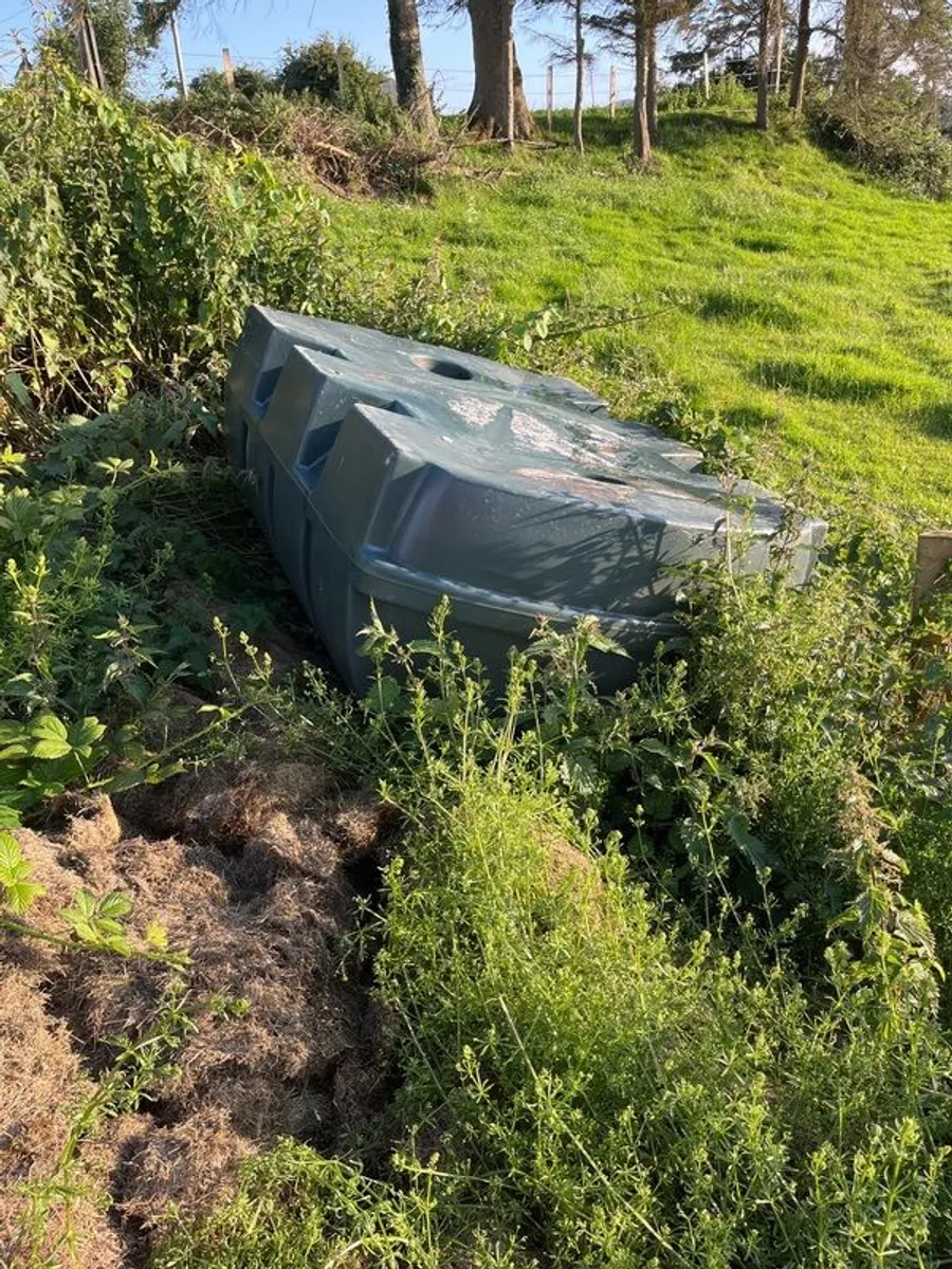 oil tank - Image 3