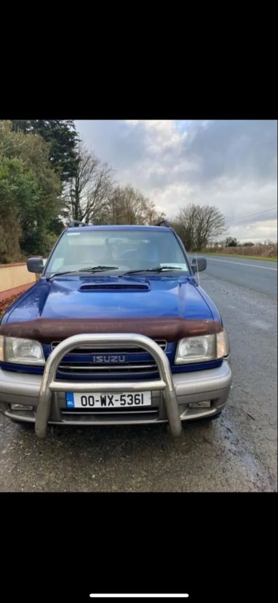 2000 isuzu trooper 3.0 lwb commercial - Image 1