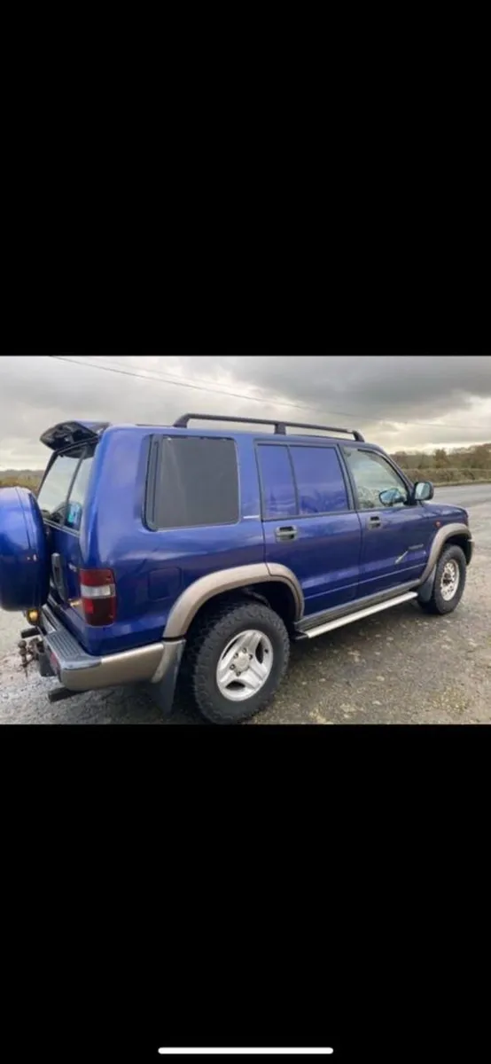 2000 isuzu trooper 3.0 lwb commercial - Image 4