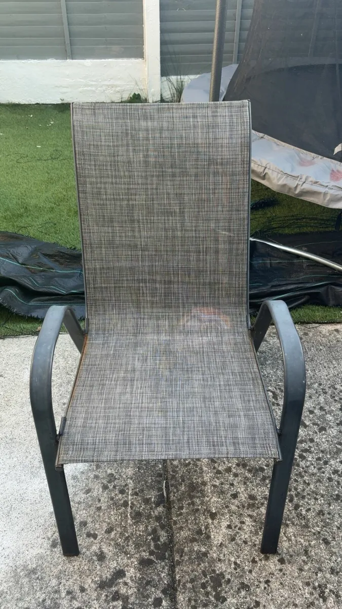 Table and Chairs - Image 1