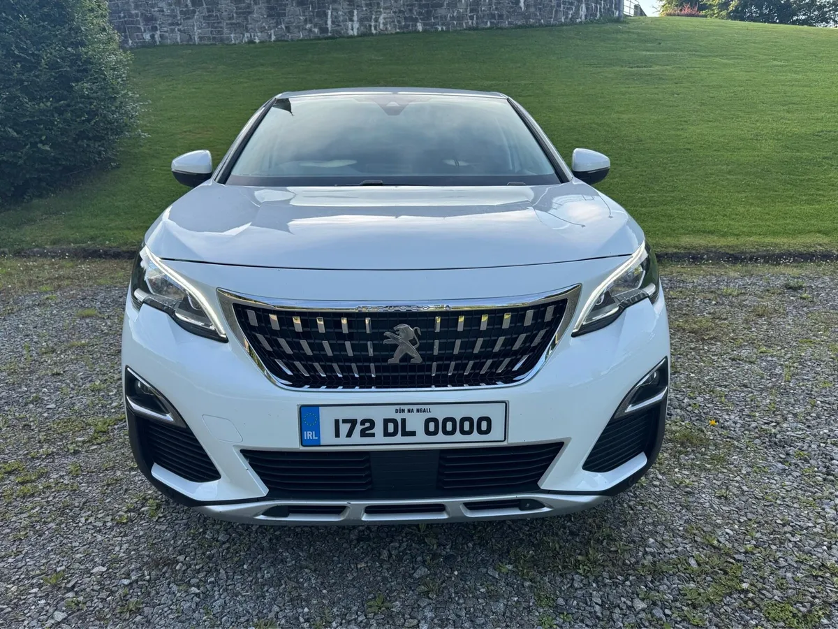 2017 Peugeot 3008 - Image 2