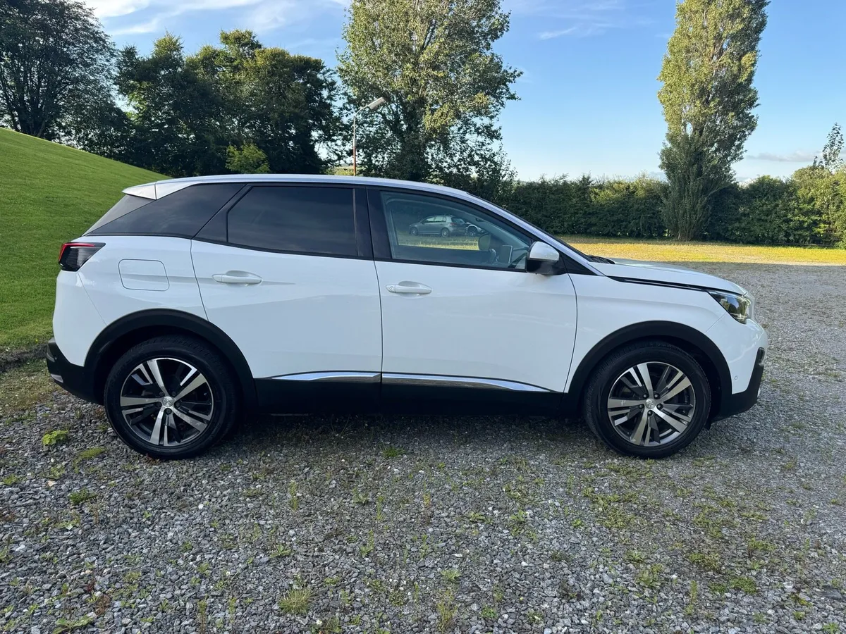 2017 Peugeot 3008 - Image 4